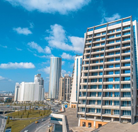 Exterior image - Sea and lake view home-offices for sale next to Metrobus in Istanbul - 25902