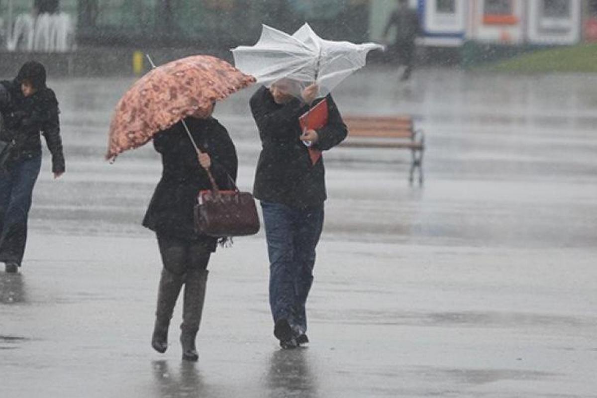 الأرصاد الجوية تحذر من العواصف القوية في إسطنبول